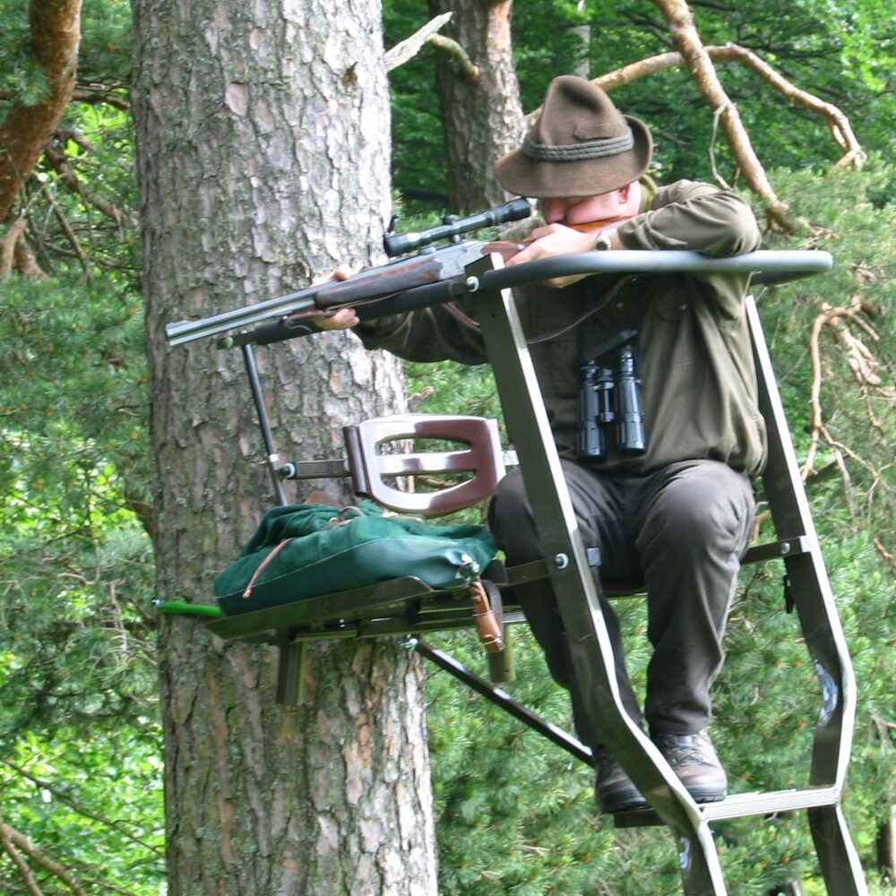 Hochsitz aus Leichtmetall, Knobloch