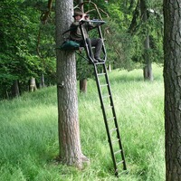 Hochsitz aus Leichtmetall, Knobloch