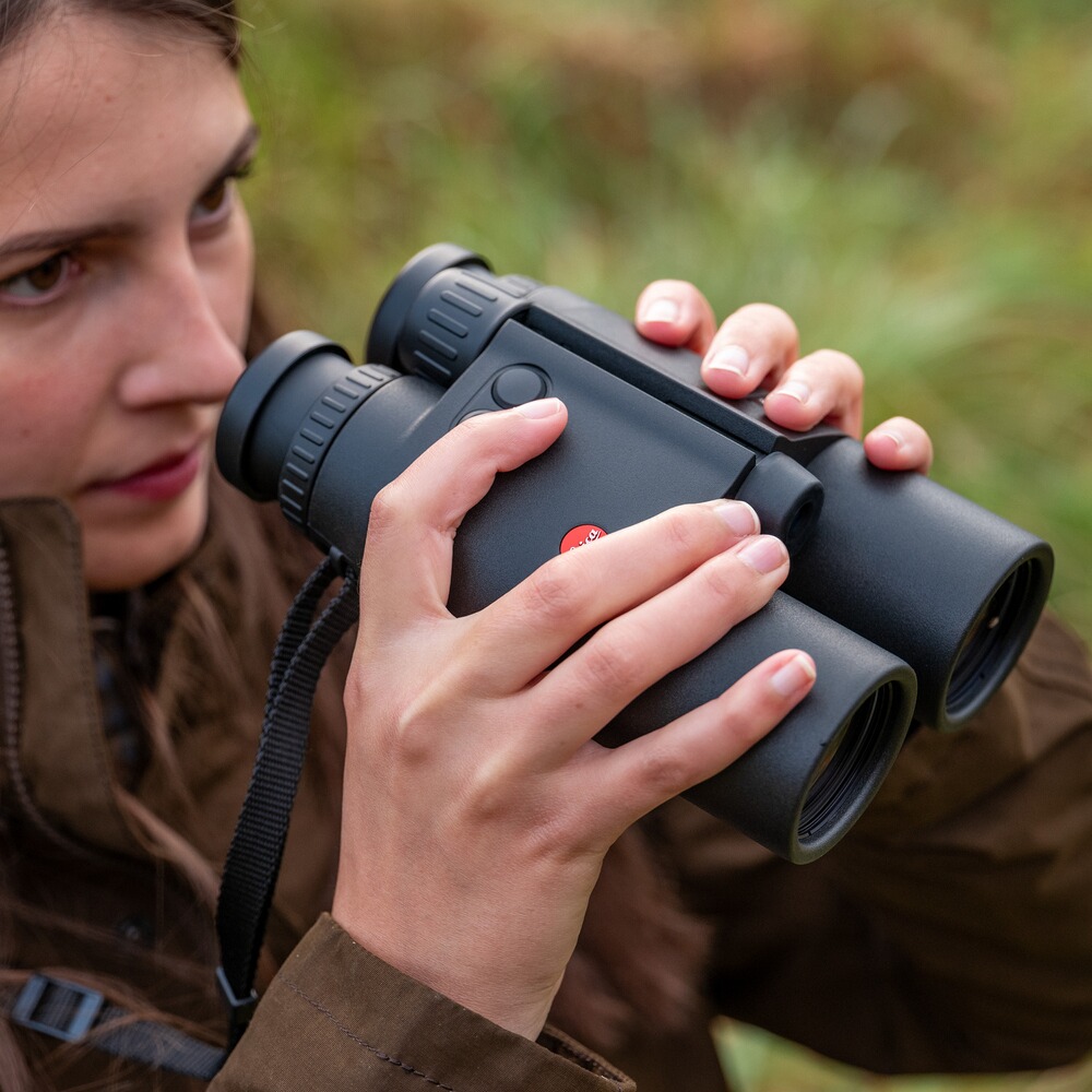 Fernglas mit Entfernungsmesser Geovid R SE 8x42, Leica
