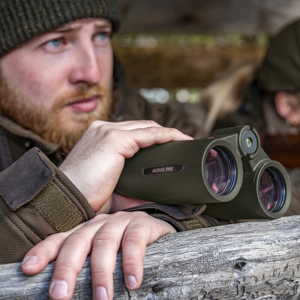 Fernglas mit Entfernungsmesser Geovid PRO 10x42, Leica