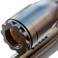 Verschlusskappe mit Sichtfenster für Multiadapter-System, Präzise Jagen