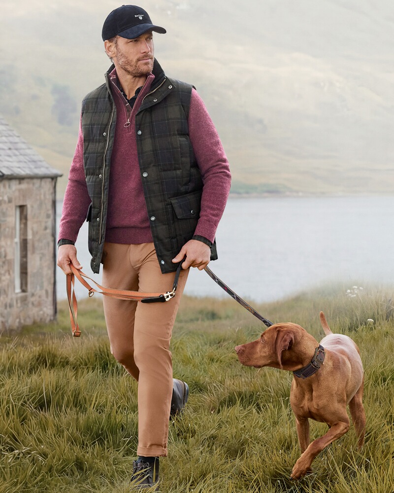 Troyer Holden, Barbour