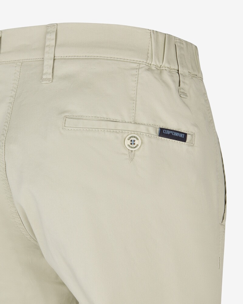 Chino Foxx, Club of Comfort