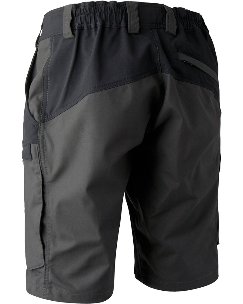 Shorts Strike, Deerhunter