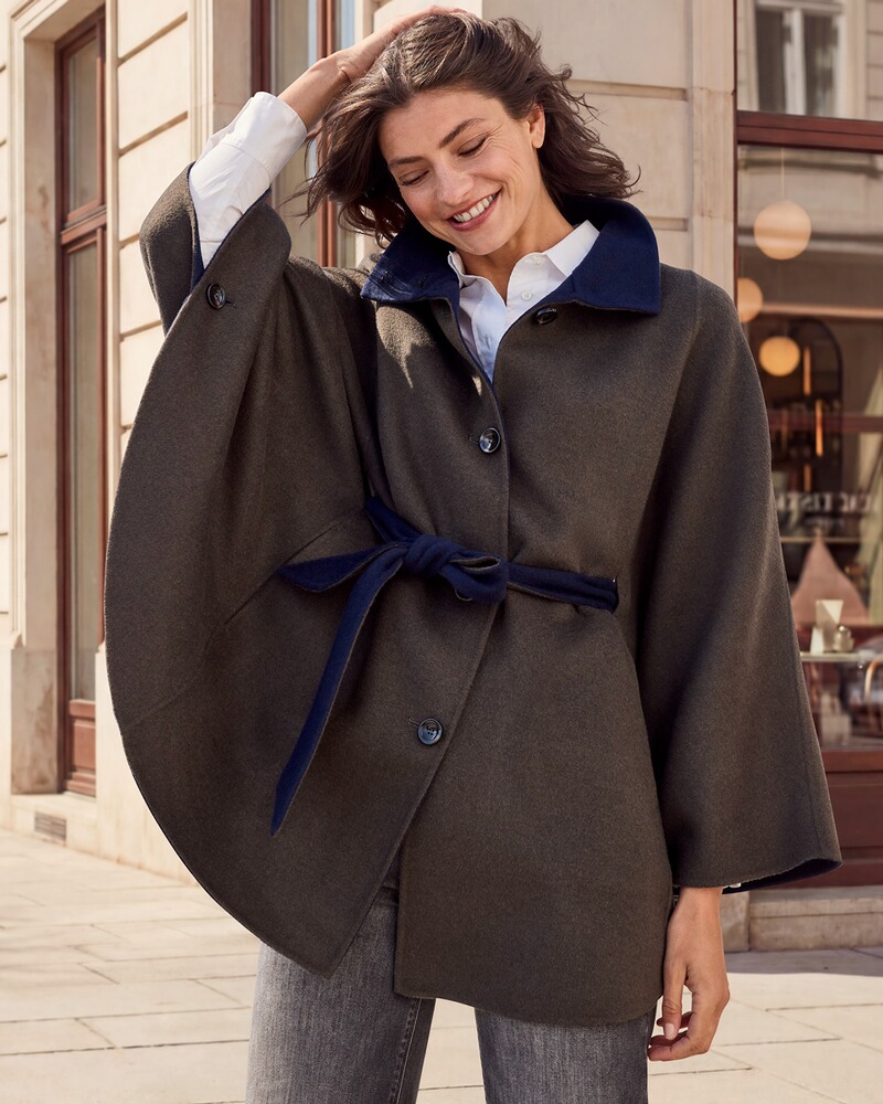 Cape mit Gürtel, CREATION BAUER