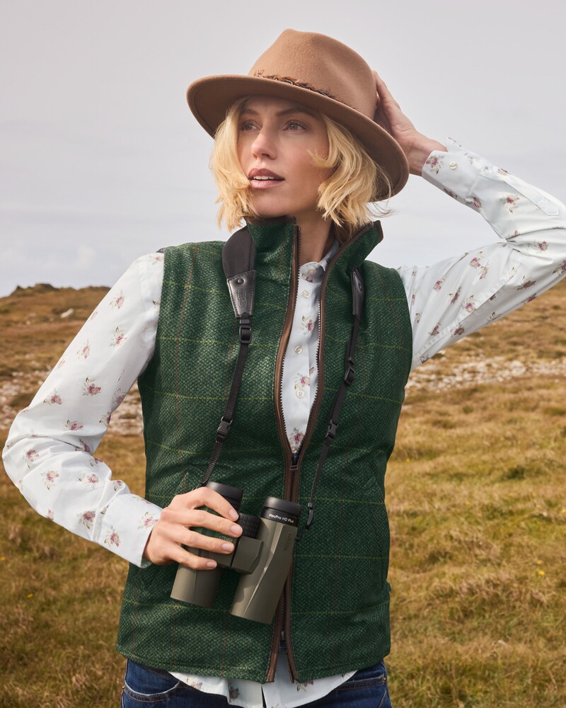 Hut Richmond, Alan Paine