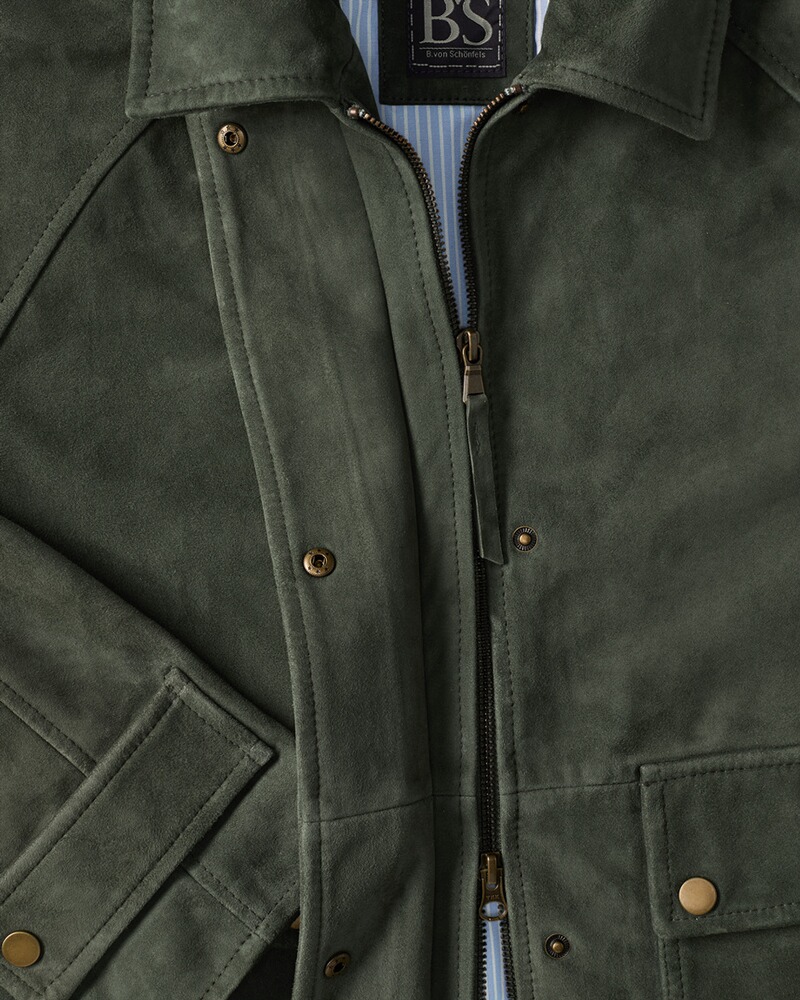 Kurze Velourslederjacke, Brigitte von Schönfels