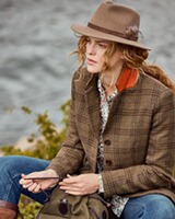 Essential Tweedblazer, Brigitte von Schönfels