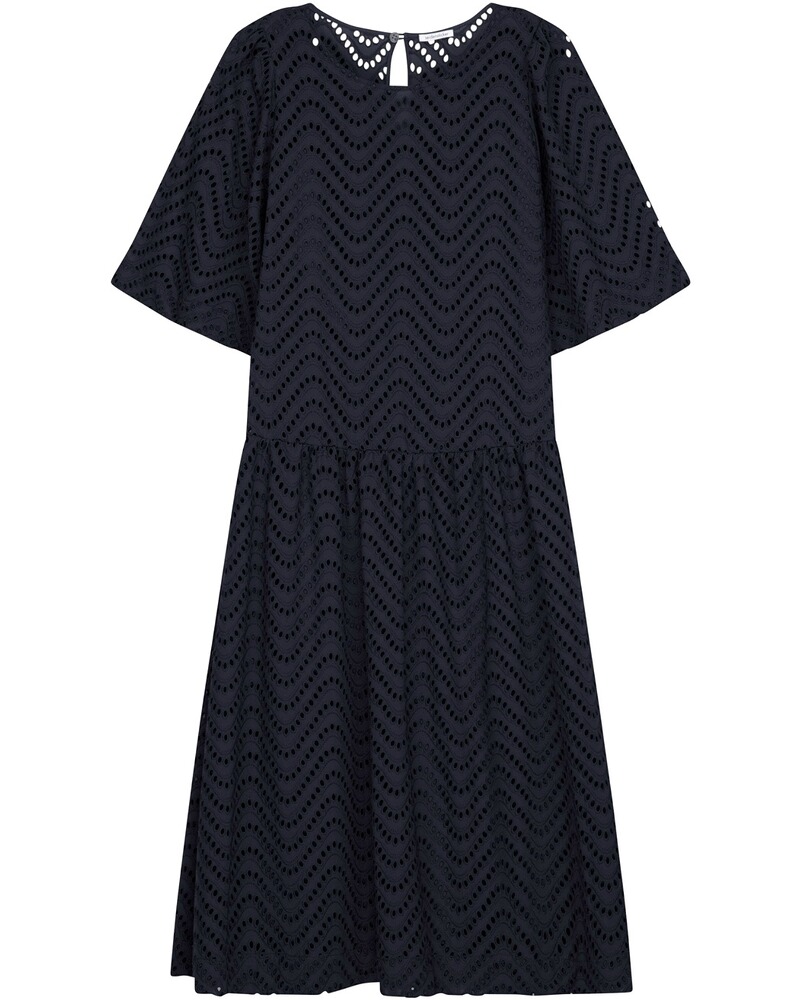 Kleid mit Lochmuster