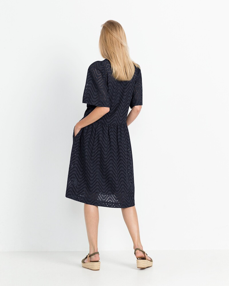 Kleid mit Lochmuster, Seidensticker