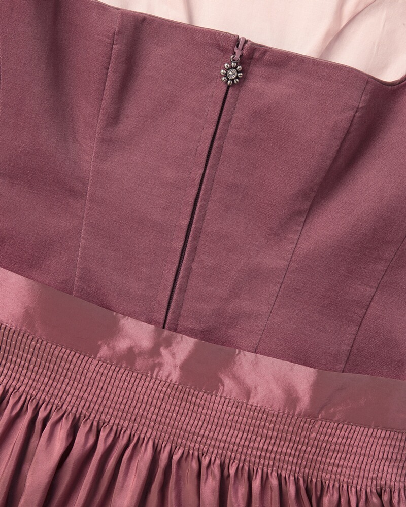 Midi-Dirndl, Country Line