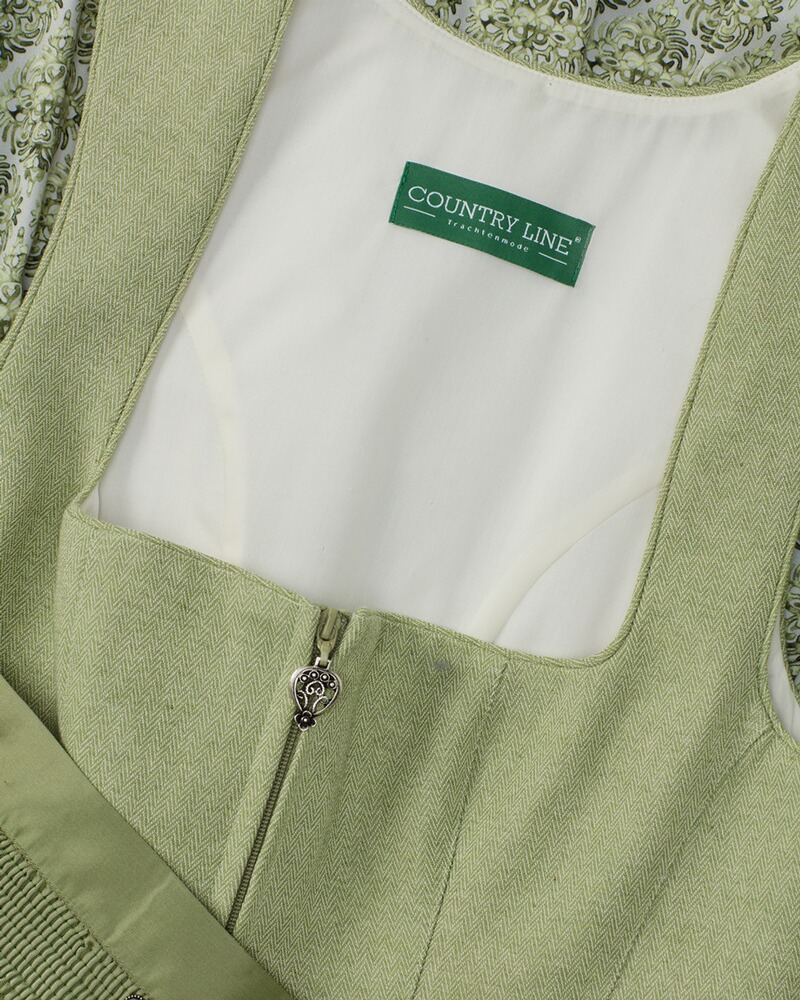 Midi-Dirndl, Country Line