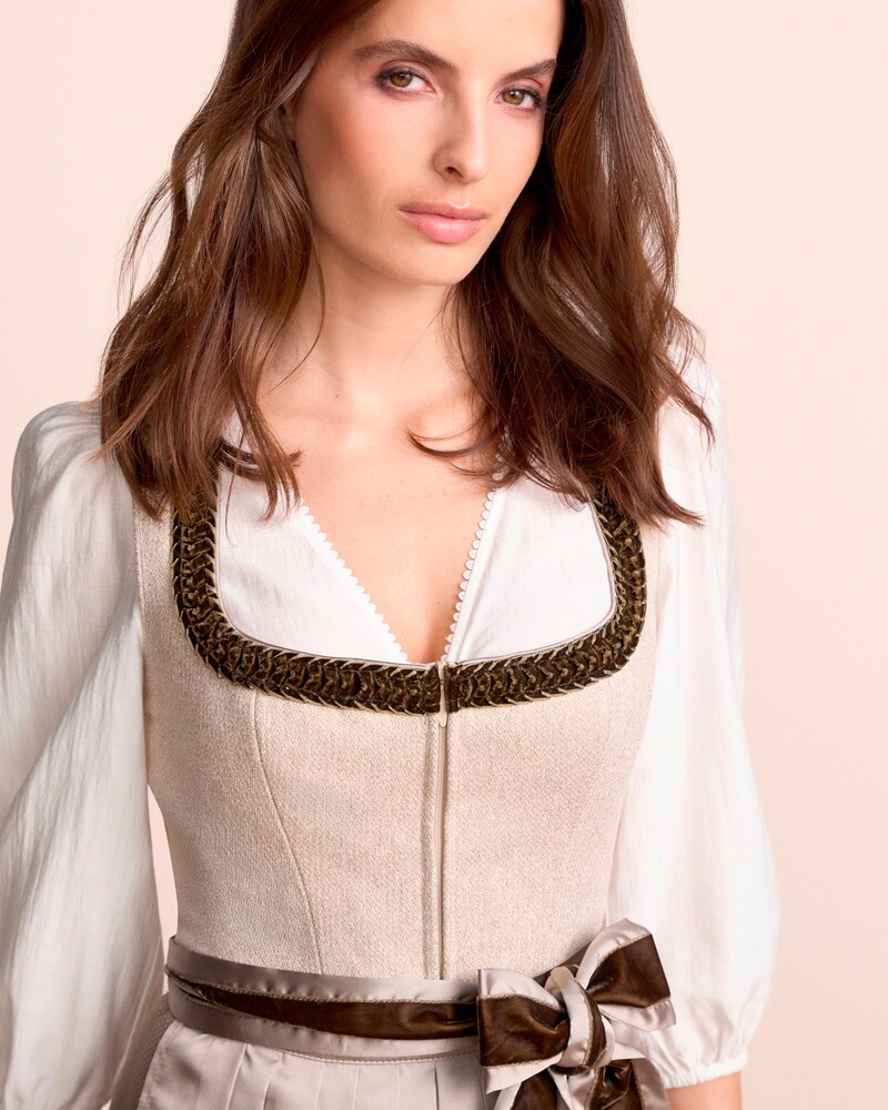 Langes Dirndl, Krüger Collection