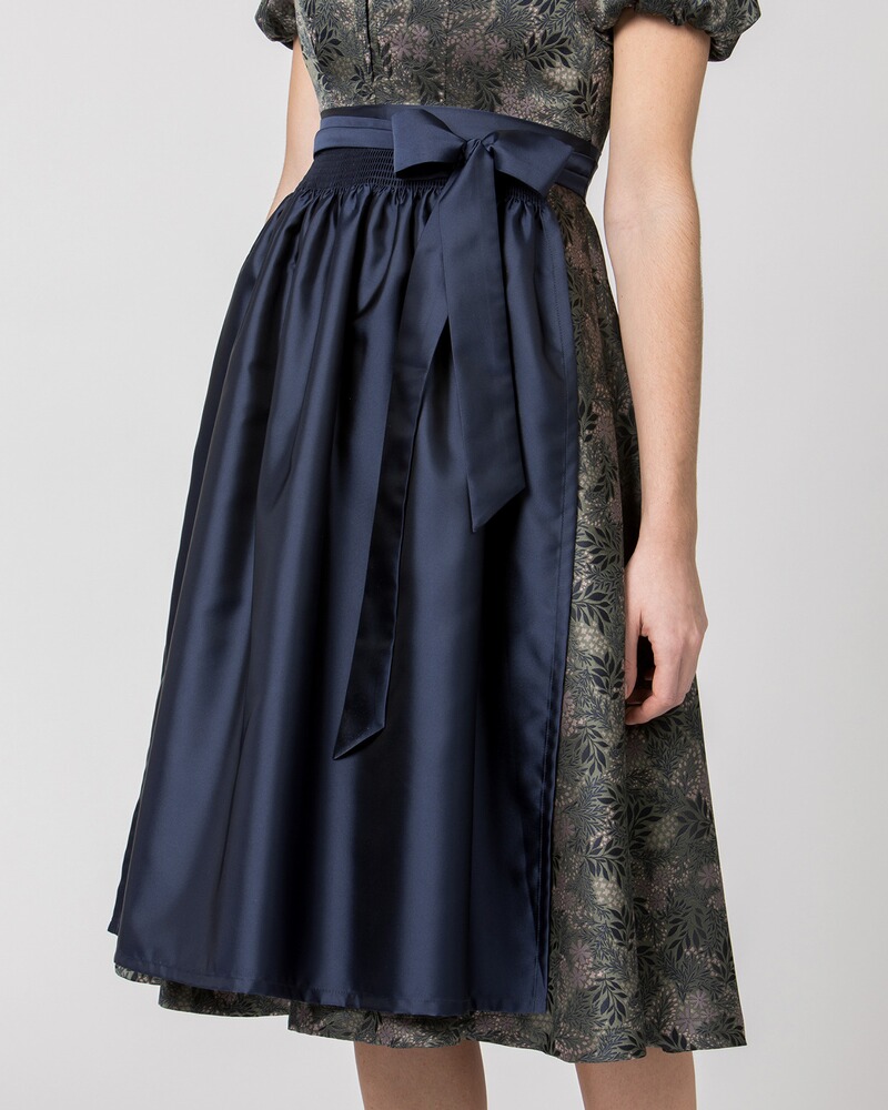 Heimatgwand Dirndl Pearl, Stockerpoint