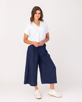 Hosenrock Hannika, FELICITAS