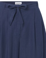 Hosenrock Hannika, FELICITAS