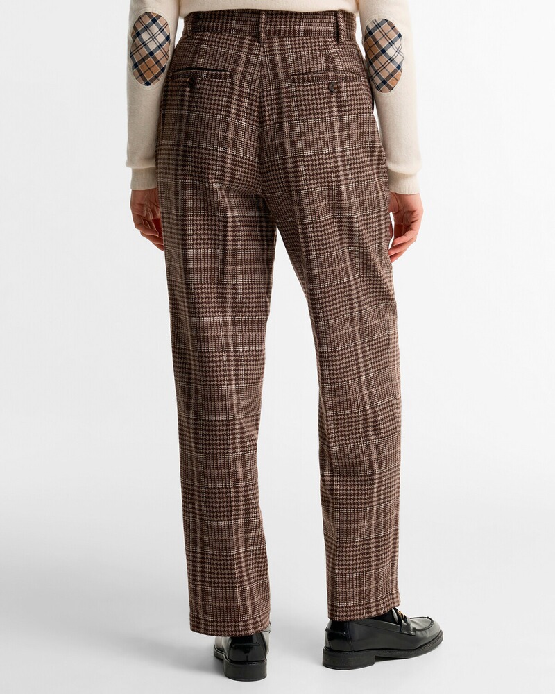 Hose Amryn, Barbour