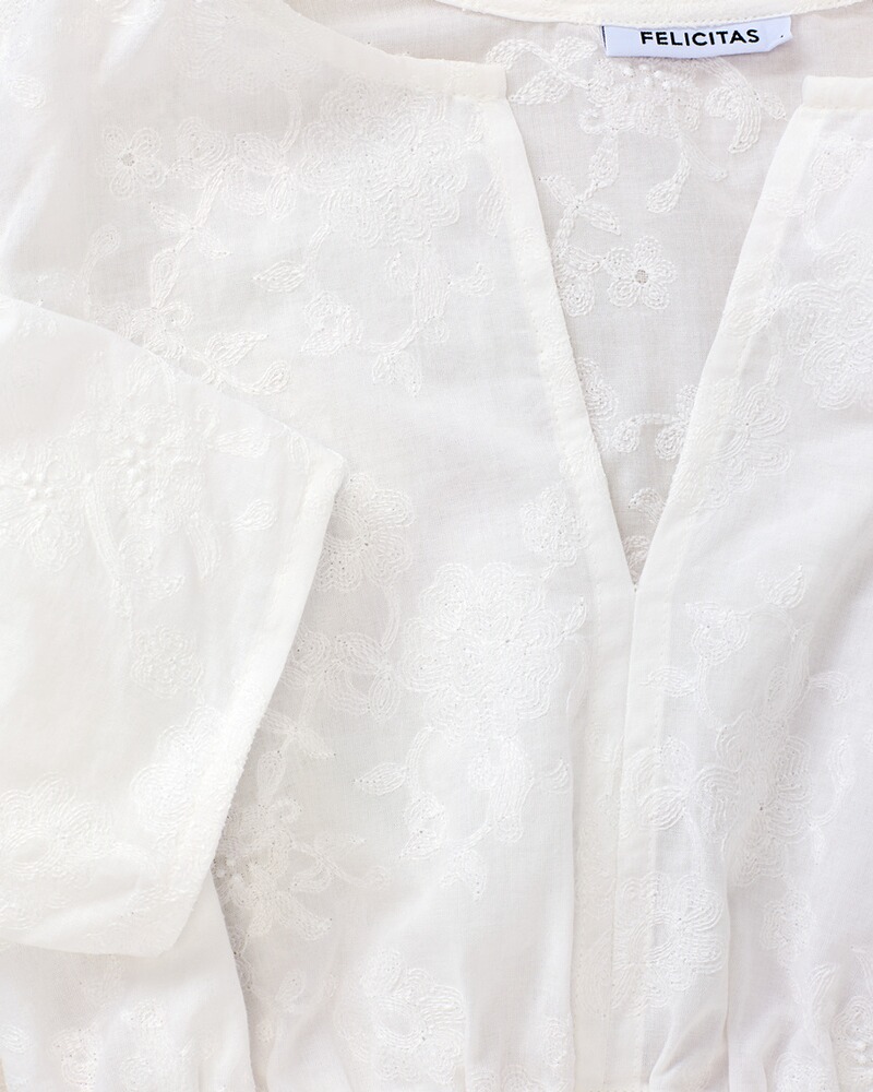 Dirndlbluse Gisa-1, FELICITAS