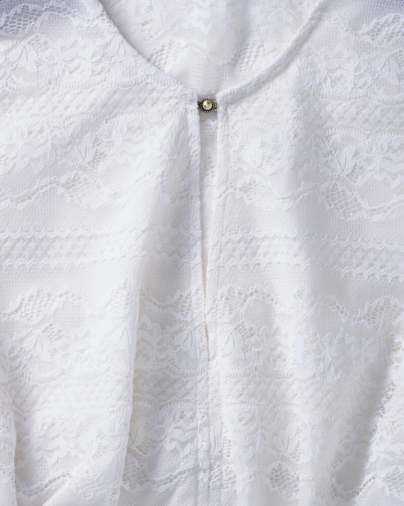 Dirndlbluse Emily-1, FELICITAS