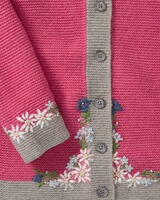 Linksstrickjacke mit Blümchen, Luis Steindl