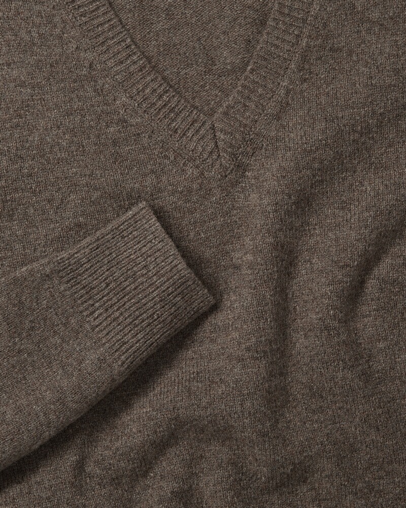 V-Pullover aus Lambswool, HIGHMOOR