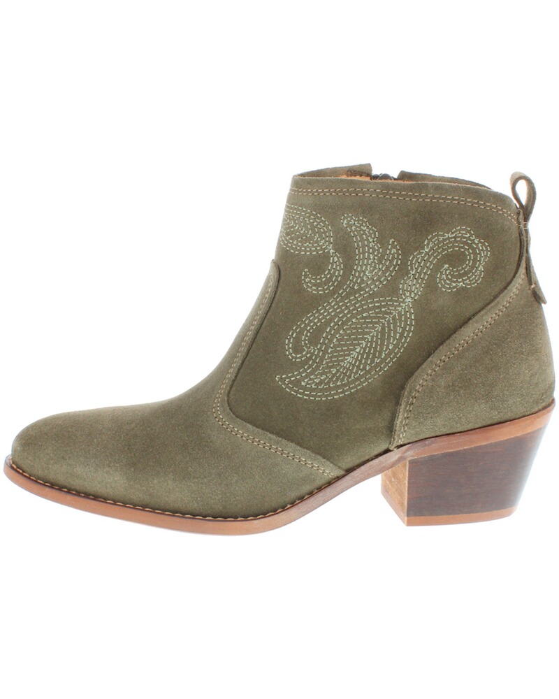 Cowboy Boot Maybelle, Xaver Luis