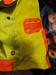 Bewertungsbild zu der Überschrift Zieht nach dem ersten Einsatz in Brombeeren schon Fäden