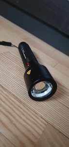 Bewertungsbild zu der Überschrift Umschaltbare Farben, ideal für den jagdlichen Einsatz