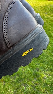 Bewertungsbild zu der Überschrift Erstaunlich toll, aber…